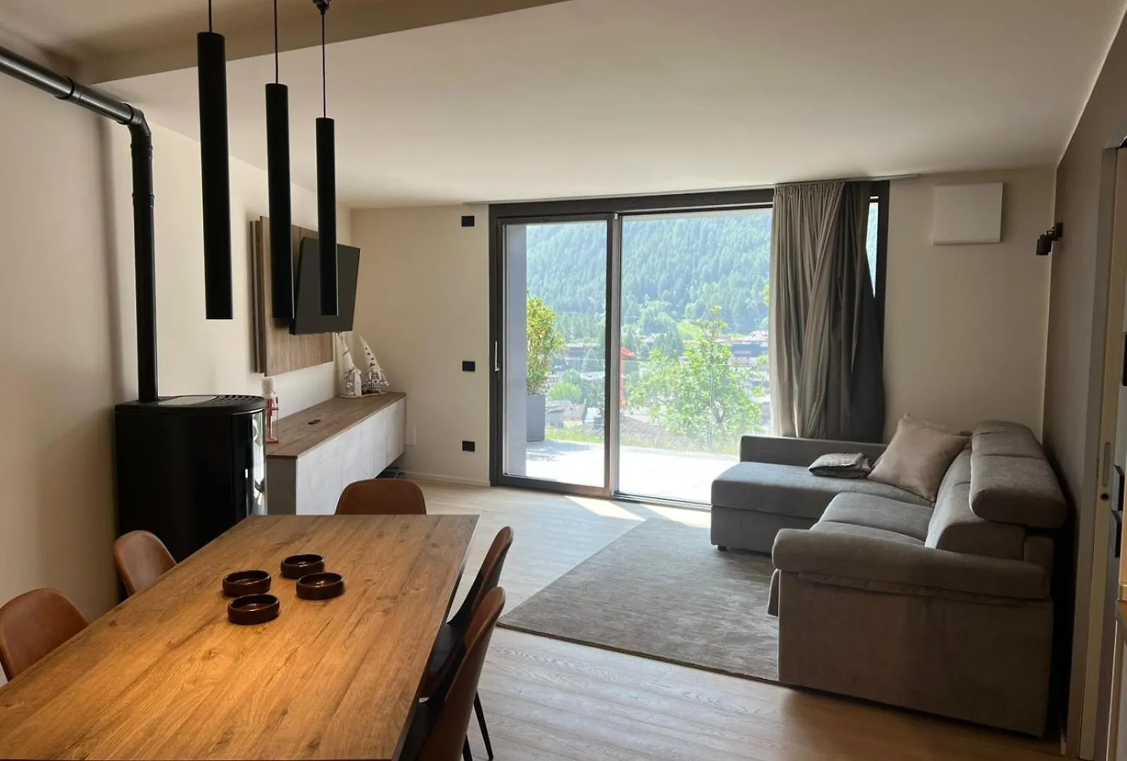 Charme Mountain Lodge Ponte Di Legno